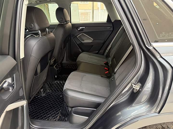 Audi Q3 2023 35 TFSI Fashion Dynamic (1.4T) фото 18