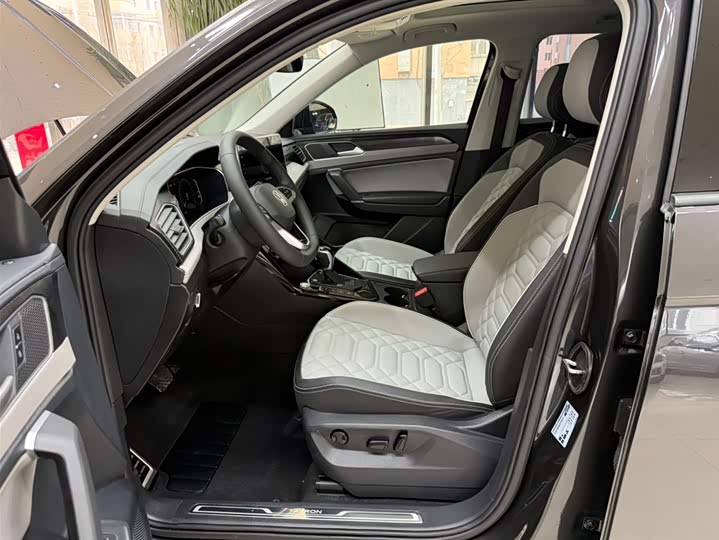 Tayron 2023 280TSI 2WD Luxury Plus Advanced фото 16
