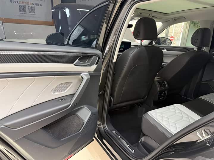 Tayron 2023 280TSI 2WD Luxury Plus Advanced фото 17