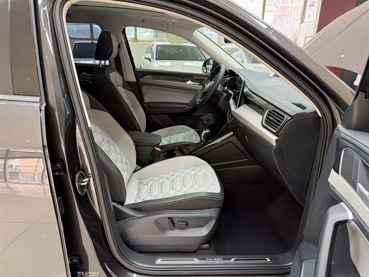 Tayron 2023 280TSI 2WD Luxury Plus Advanced фото 21
