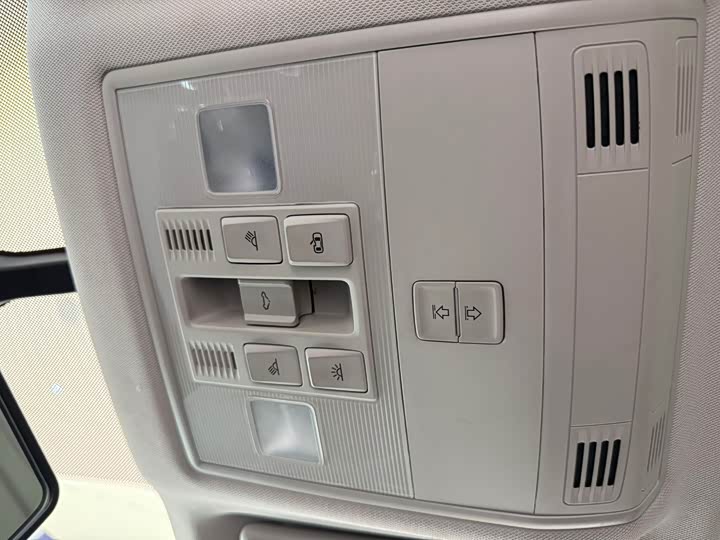 Karoq 2021 TSI280 Luxury фото 14
