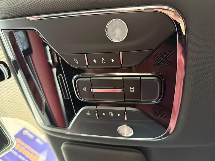 Jetour X70 Plus 2021 1.5T DCT PRO 7 фото 13
