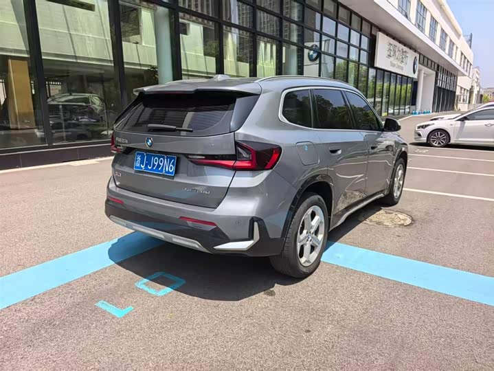BMW X1 2023 sDrive20Li X фото 4