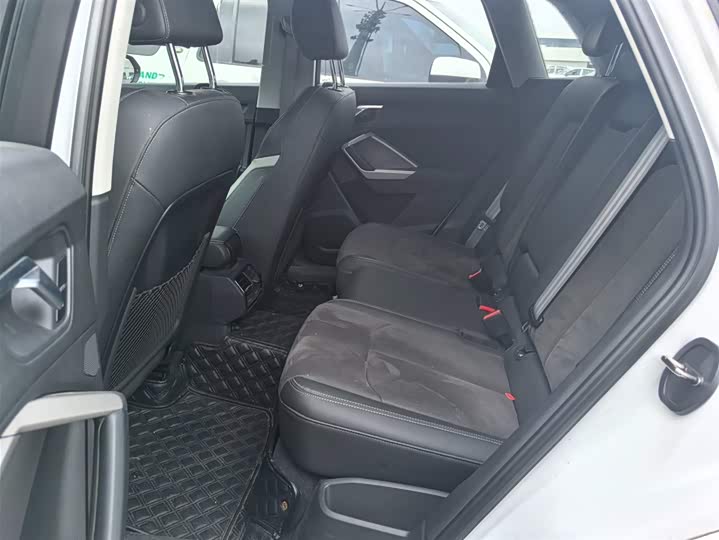 Audi Q3 2023 35 TFSI Fashion Dynamic (1.4T) фото 7