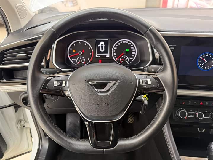 Jetta VS7 2023 280TSI автомат Progressive фото 11