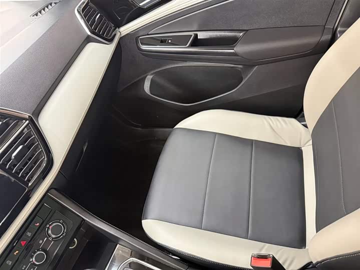 Jetta VS7 2023 280TSI автомат Progressive фото 13