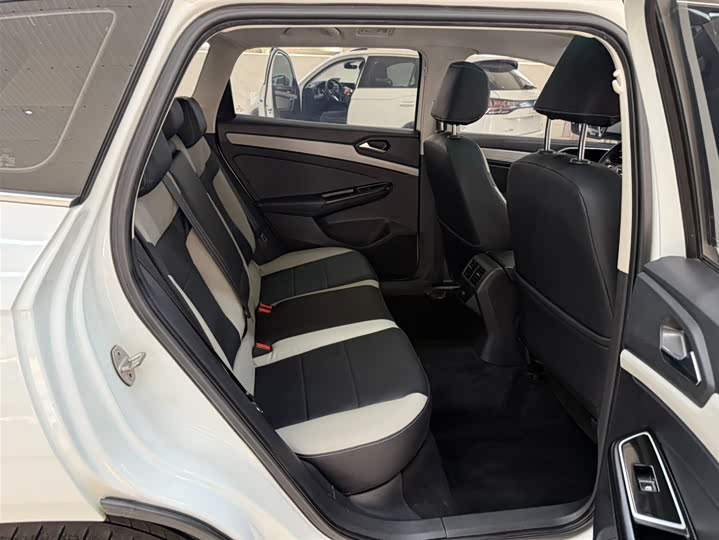 Jetta VS7 2023 280TSI автомат Progressive фото 22