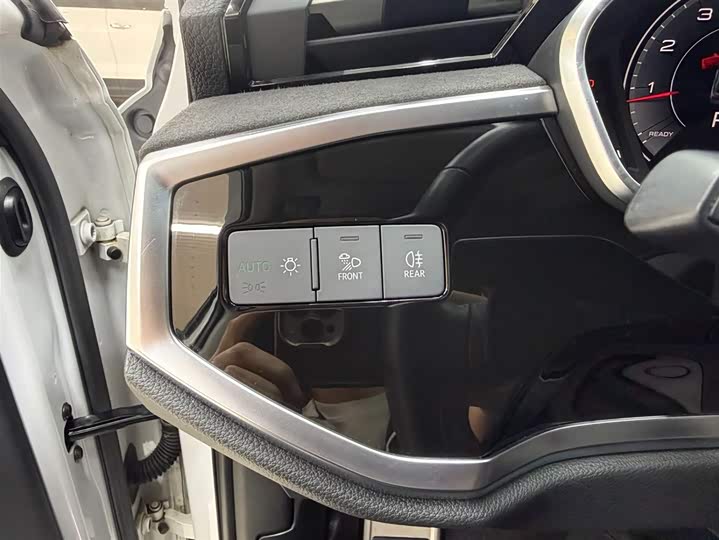 Audi Q3 2023 35 TFSI Fashion Dynamic (1.4T) фото 9