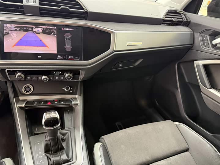 Audi Q3 2023 35 TFSI Fashion Dynamic (1.4T) фото 12