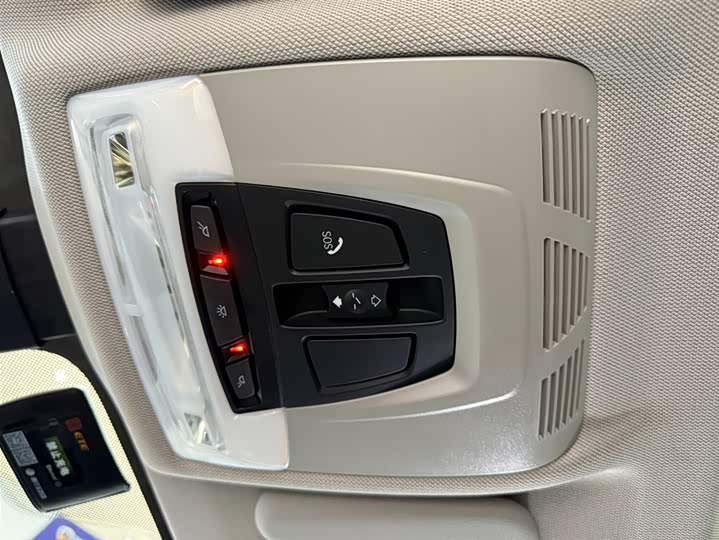 BMW X1 2022 sDrive20Li фото 14