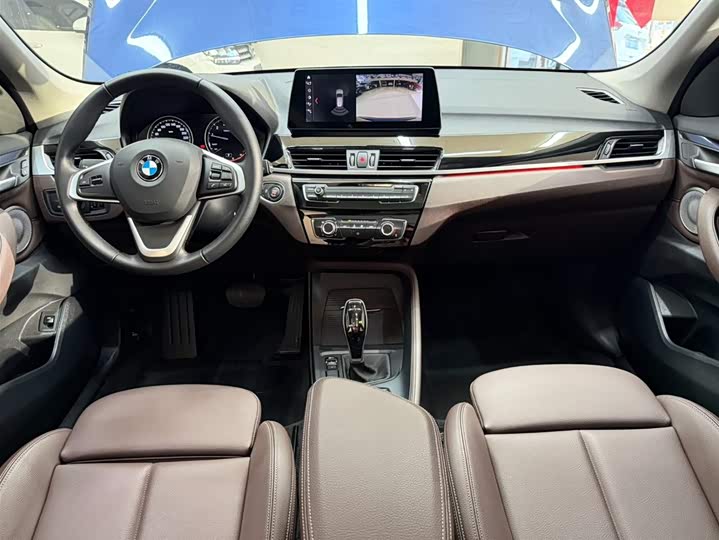 BMW X1 2022 sDrive20Li фото 19