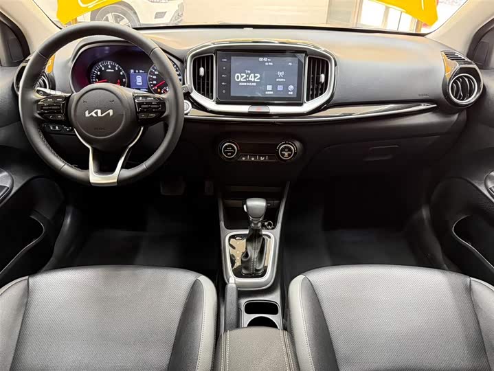 Kia KX1 2021 1.4L CVT фото 14