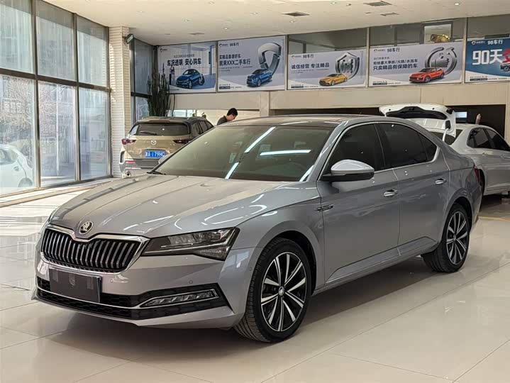 Superb 2022 TSI280 DSG
