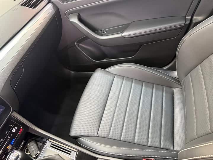 Superb 2022 TSI280 DSG фото 13