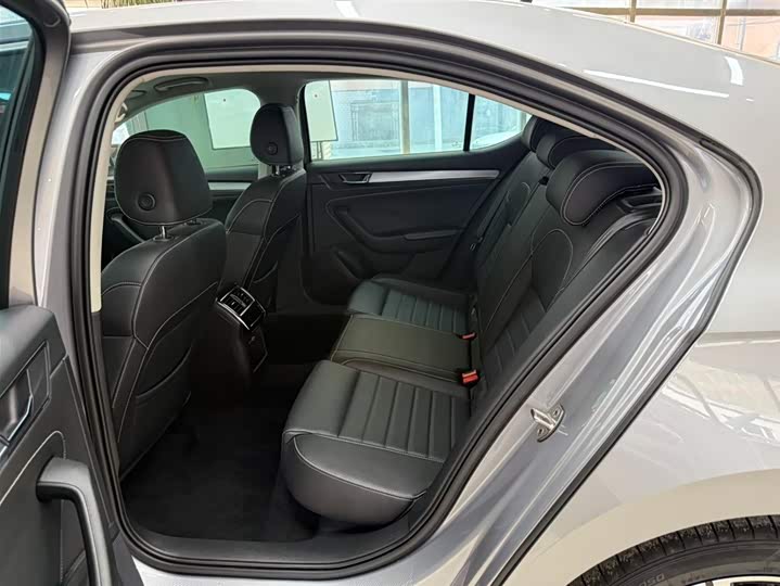 Superb 2022 TSI280 DSG фото 18