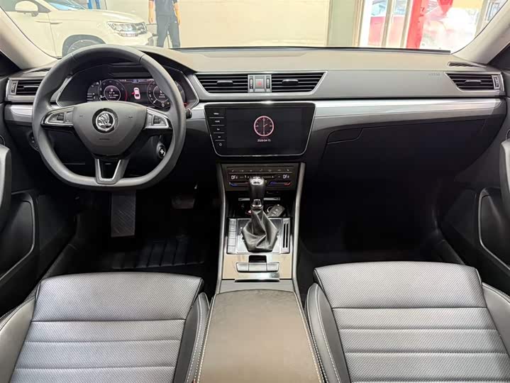 Superb 2022 TSI280 DSG фото 20
