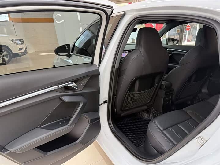 Audi A3 2022 A3L Li mousine 35 TFSI Luxury фото 17