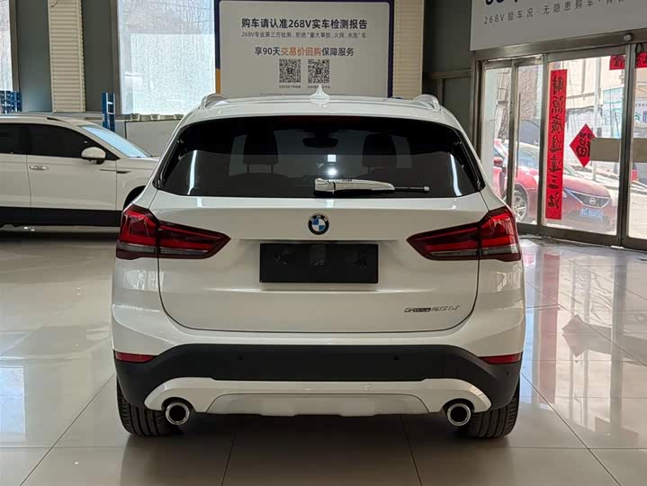 BMW X1 2022 sDrive20Li фото 5