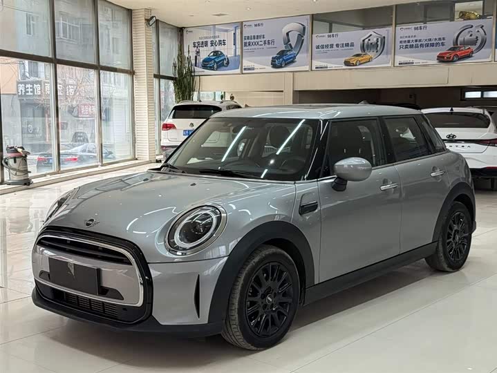 MINI 2023 1.5T ONE 5-дверный