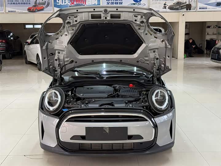MINI 2023 1.5T ONE 5-дверный фото 7