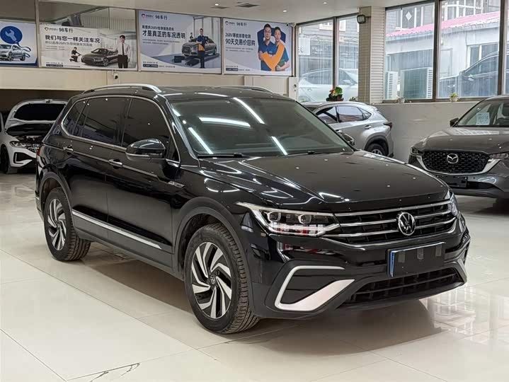 Tiguan L 2023 280TSI автомат 2WD Limited фото 3