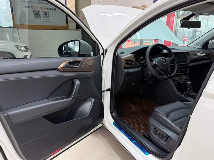 Tharu 2021 280TSI 2WD Luxury Plus фото 8