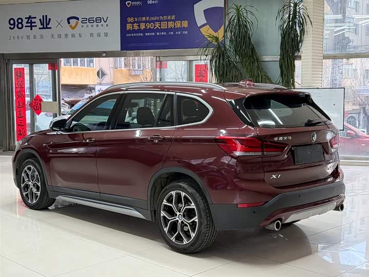 BMW X1 2022 sDrive20Li фото 6