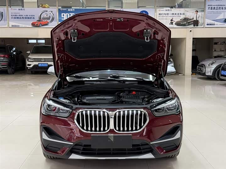 BMW X1 2022 sDrive20Li фото 7