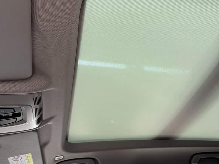 BMW X1 2022 sDrive20Li фото 15