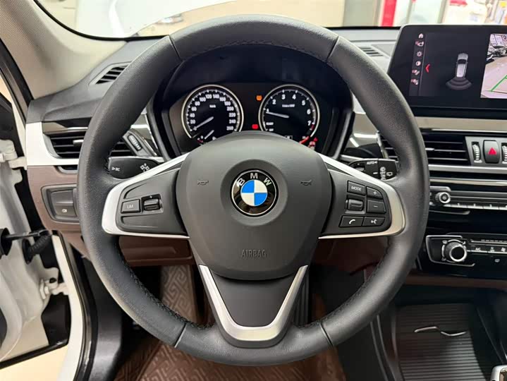BMW X1 2021 sDrive20Li фото 11