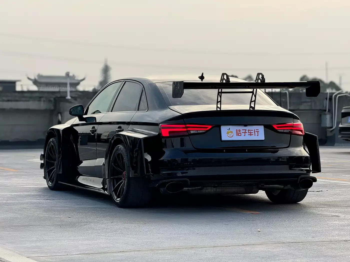 Audi RS 3 2017 RS 3 2.5T Limousine фото 6