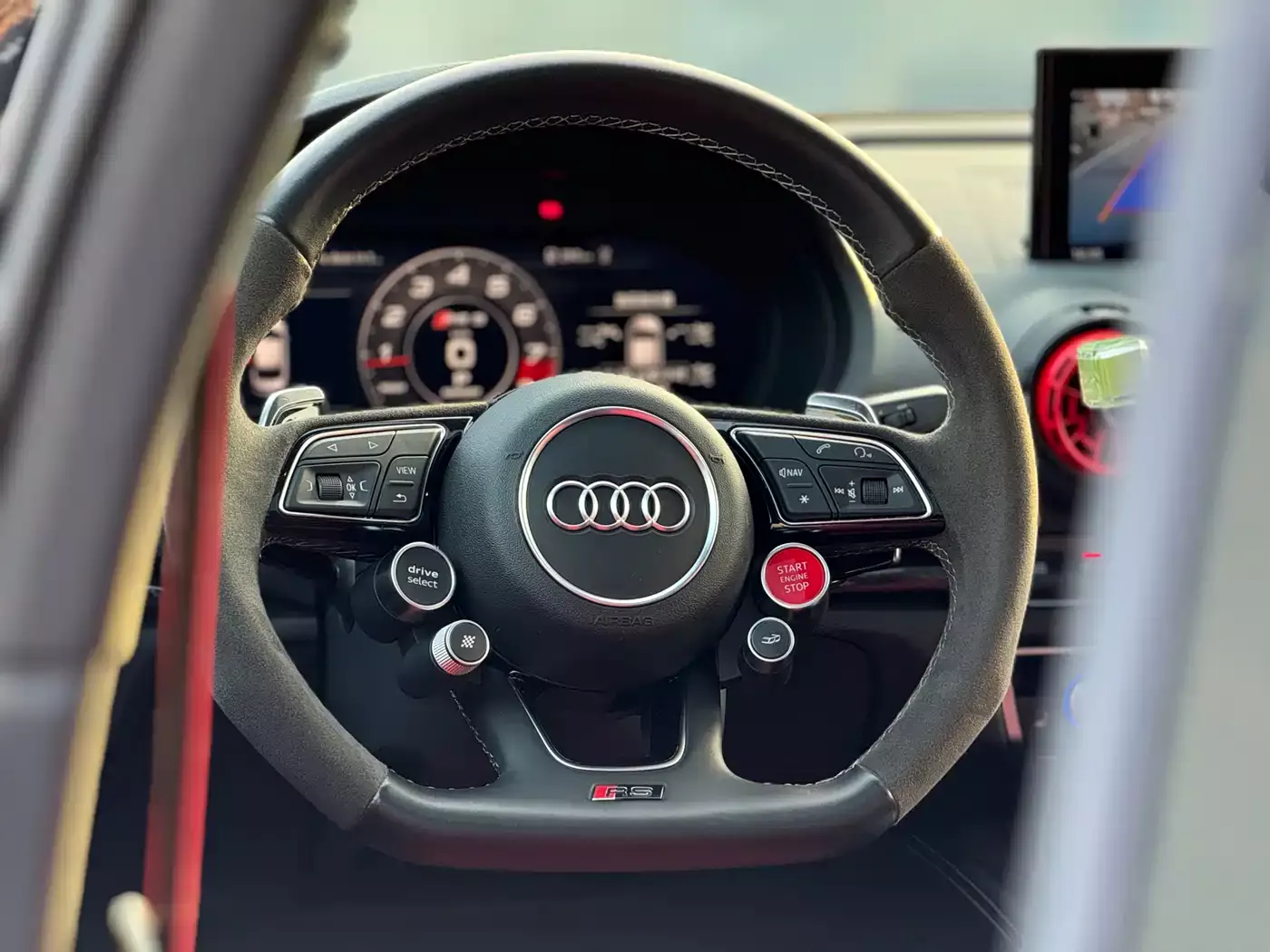 Audi RS 3 2017 RS 3 2.5T Limousine фото 11