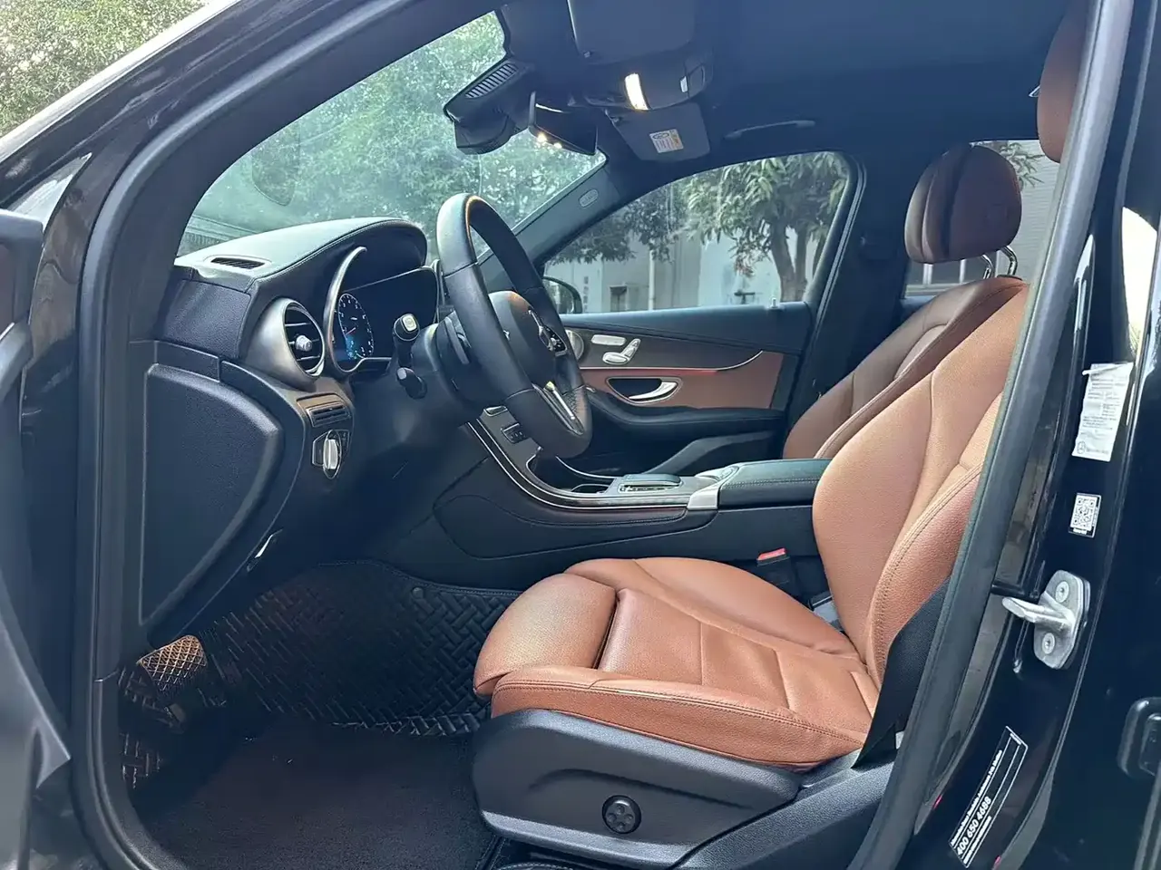 Mercedes-Benz GLC 2022 Model GLC 300 L 4MATIC Dynamic Edition фото 6