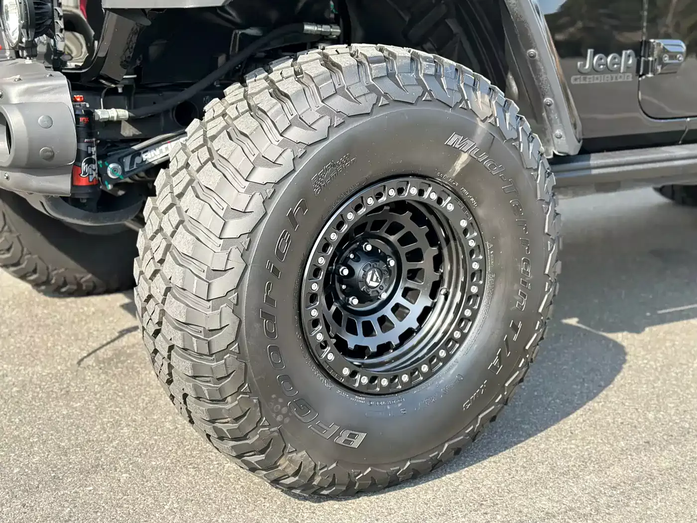 Jeep Gladiator 2022 3.6L Pioneer Edition фото 6