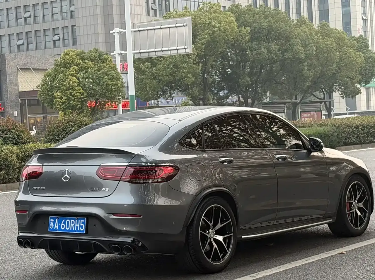 Mercedes-Benz GLC Coupe AMG 2022 AMG GLC 43 4MATIC Coupe SUV фото 5