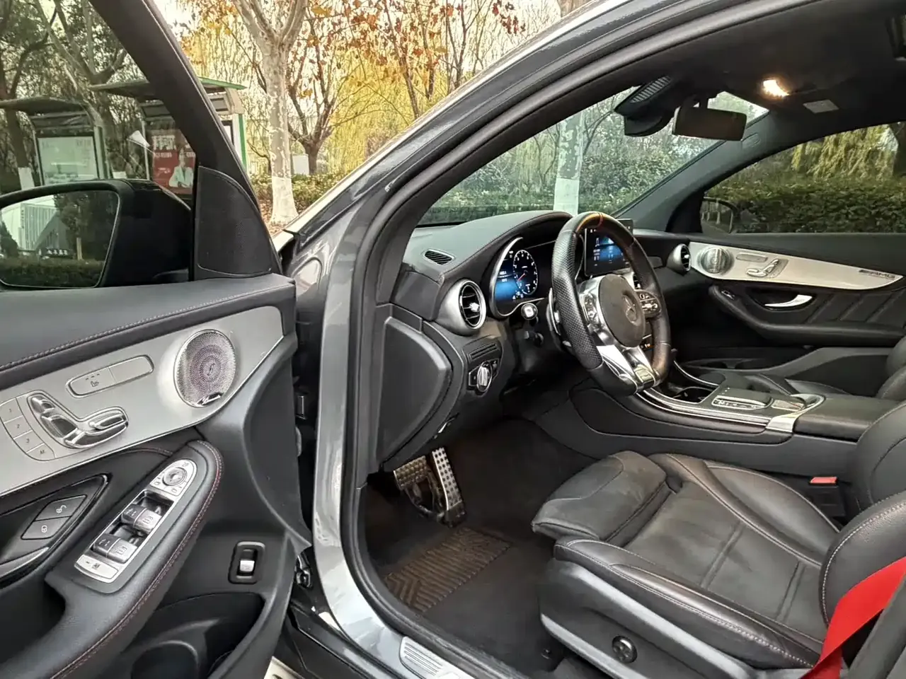Mercedes-Benz GLC Coupe AMG 2022 AMG GLC 43 4MATIC Coupe SUV фото 8