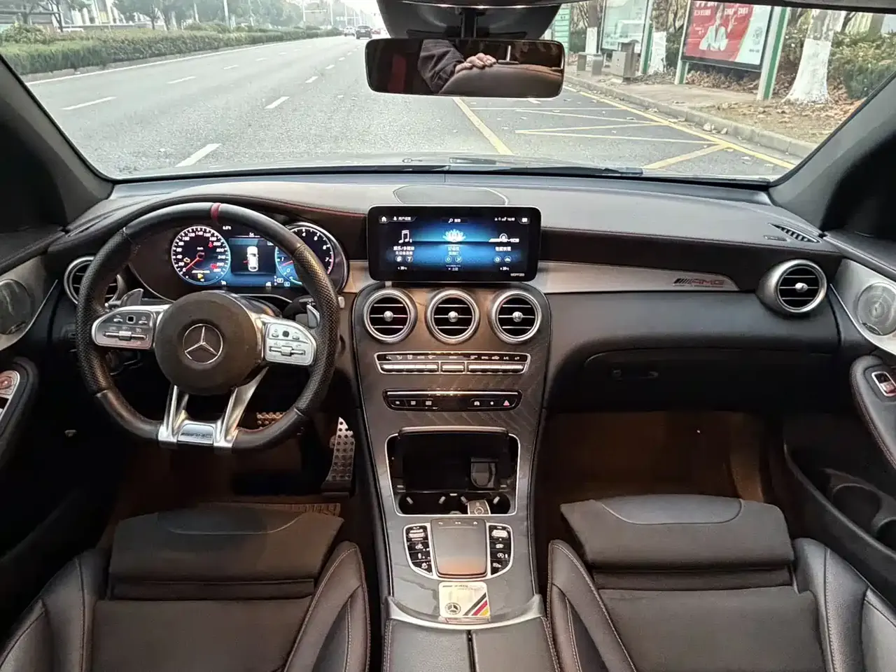 Mercedes-Benz GLC Coupe AMG 2022 AMG GLC 43 4MATIC Coupe SUV фото 12