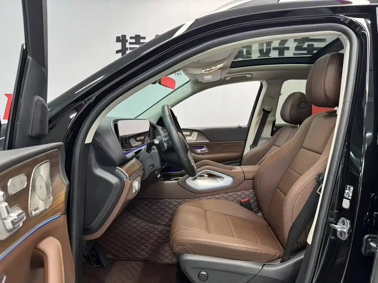 Mercedes-Benz GLE 2024 GLE 450 4MATIC Fashion фото 4