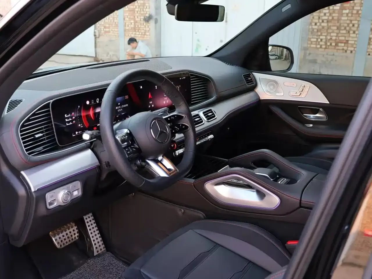 Mercedes-Benz GLE AMG 2025 AMG GLE 53 4MATIC+ фото 7