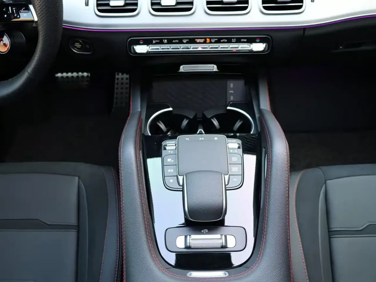Mercedes-Benz GLE AMG 2025 AMG GLE 53 4MATIC+ фото 13