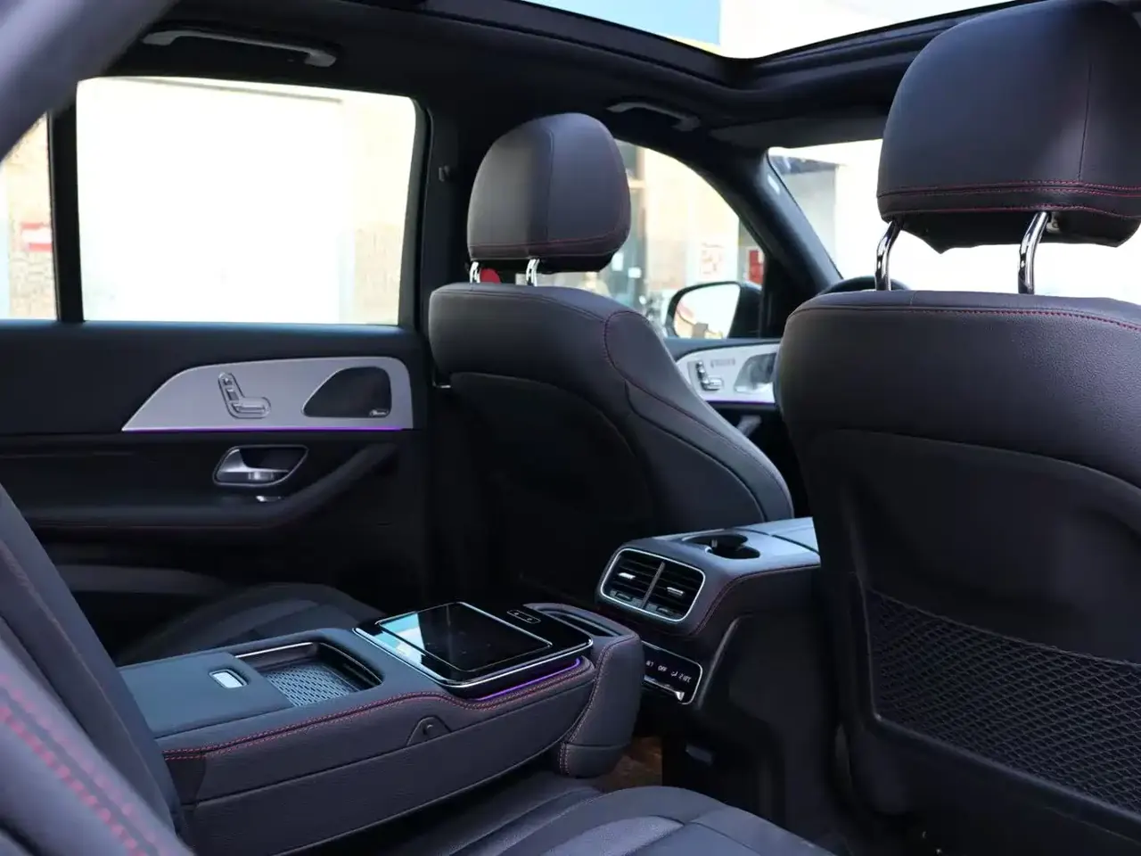 Mercedes-Benz GLE AMG 2025 AMG GLE 53 4MATIC+ фото 16