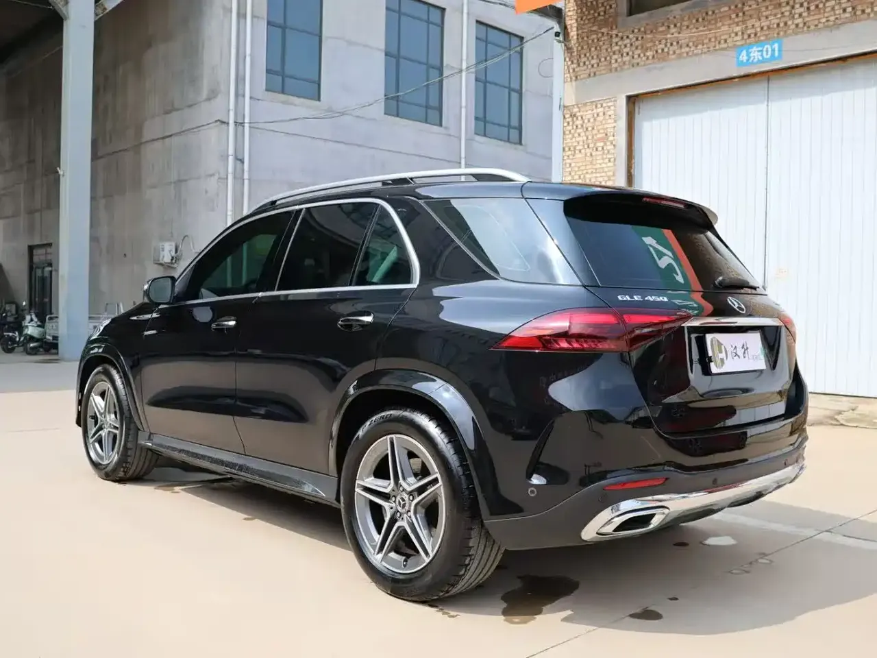 Mercedes-Benz GLE 2024 GLE 450 4MATIC Fashion фото 16