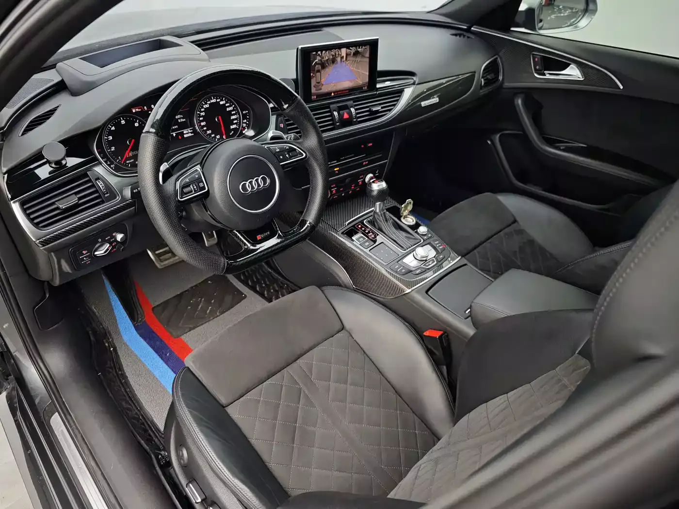 Audi RS 6 2016 RS 6 4.0T Avant фото 7