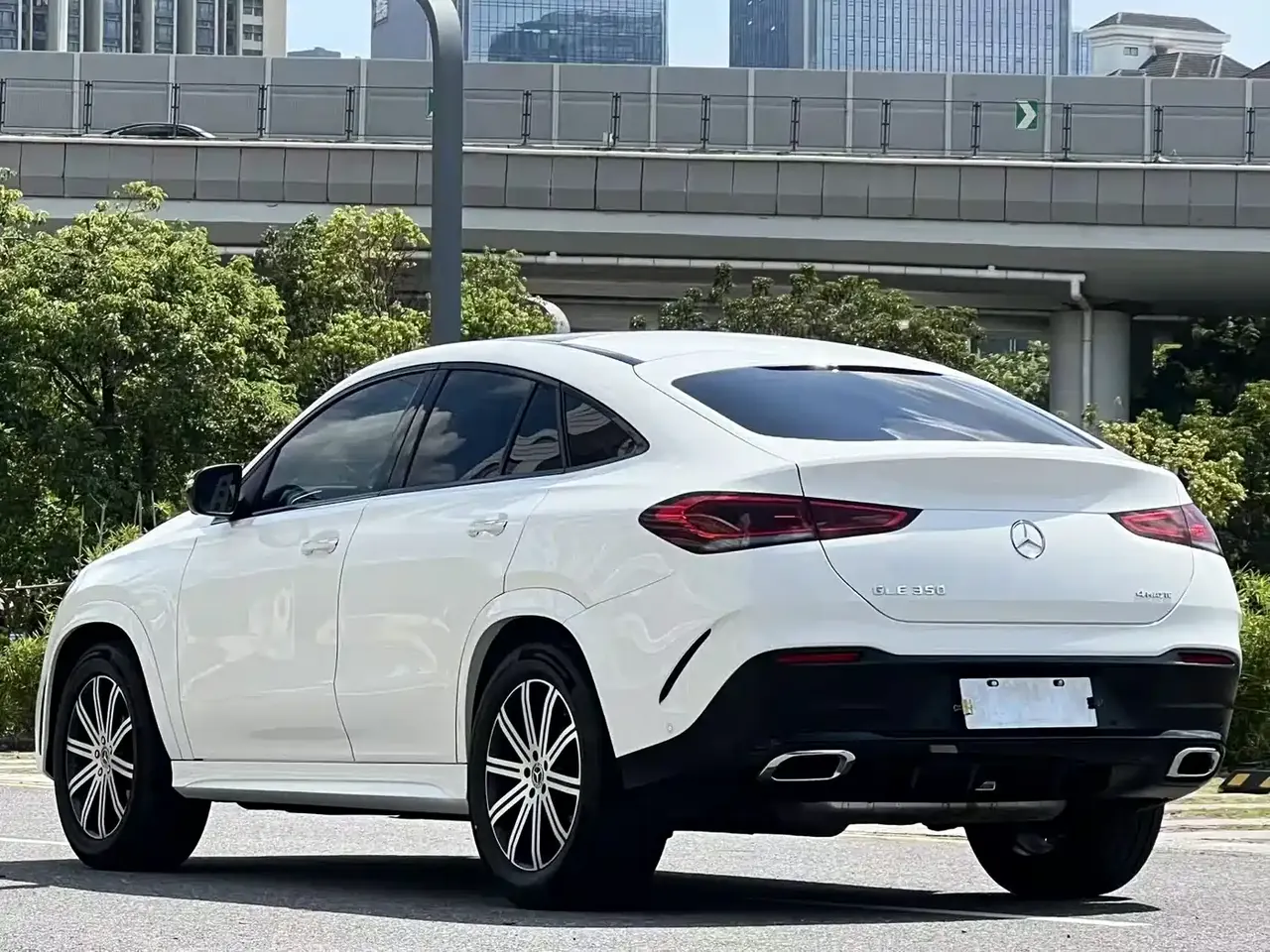 Mercedes-Benz GLE Coupe 2020 GLE 350 4MATIC Coupe SUV Luxury фото 6