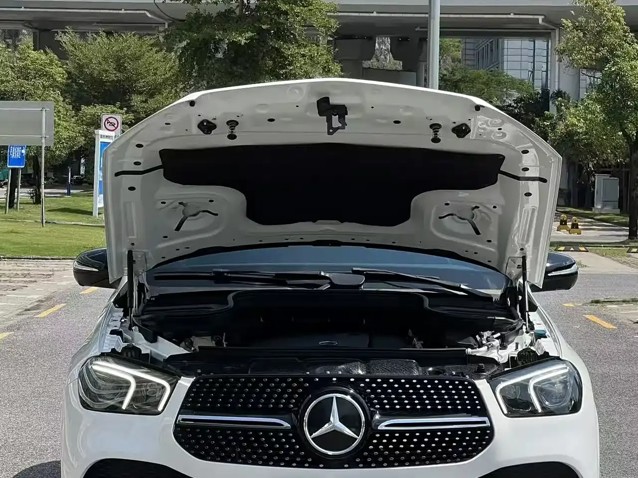 Mercedes-Benz GLE Coupe 2020 GLE 350 4MATIC Coupe SUV Luxury фото 9