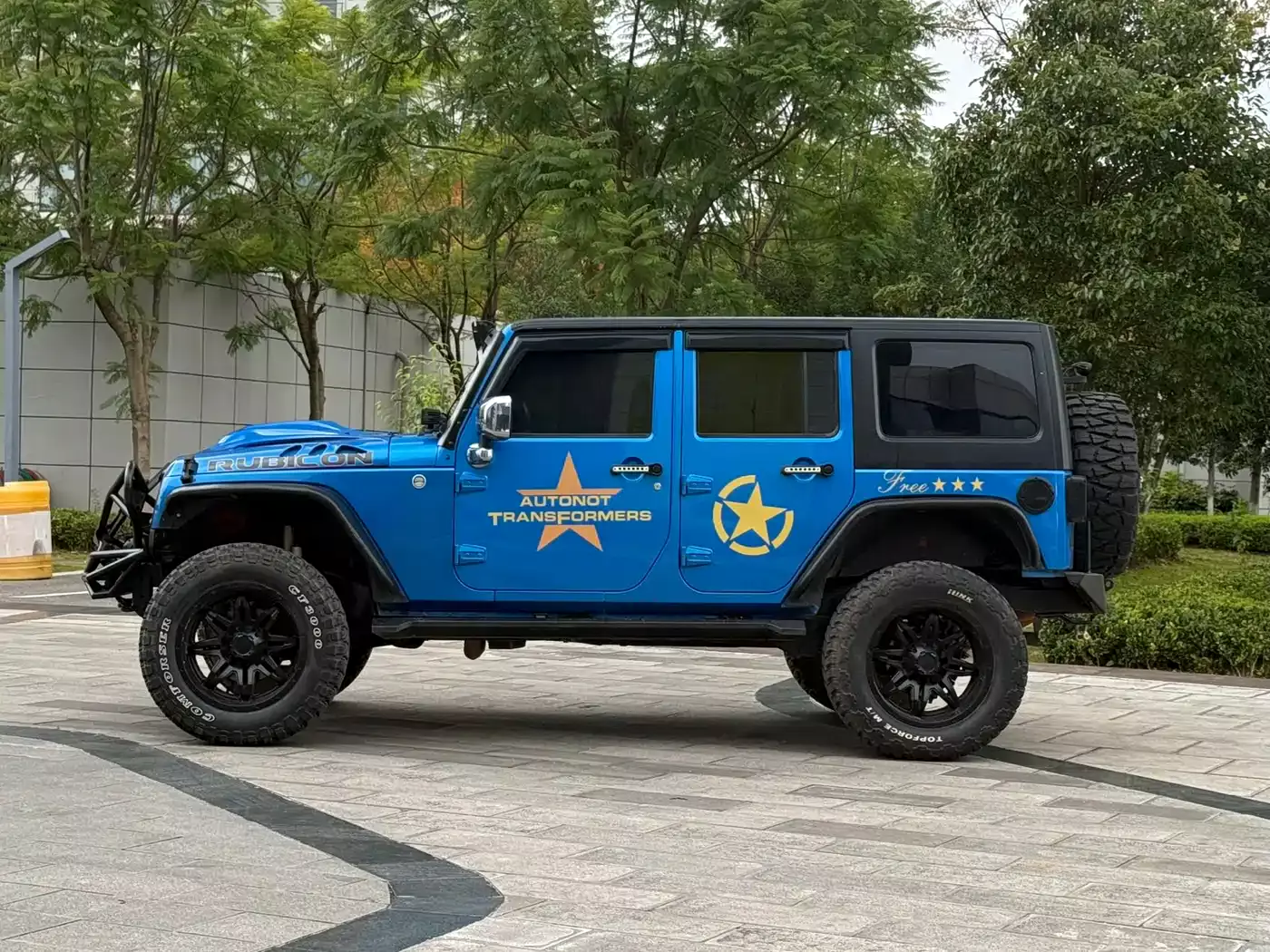 Jeep Wrangler 2015 2.8TD Sahara 4-Door Comfort Edition фото 7