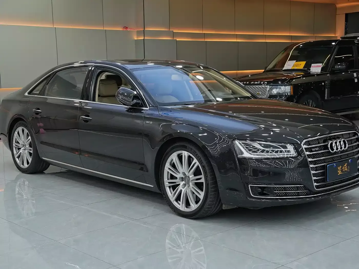 Audi A8 2014 A8L 6.3 FSI W12 quattro Flagship фото 4