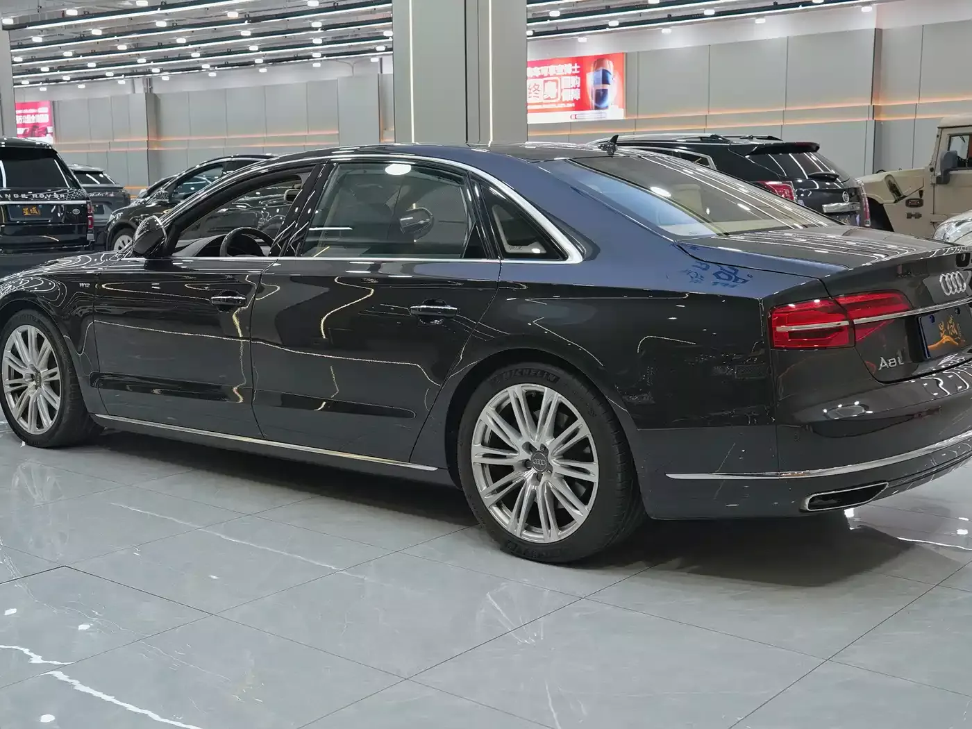 Audi A8 2014 A8L 6.3 FSI W12 quattro Flagship фото 8