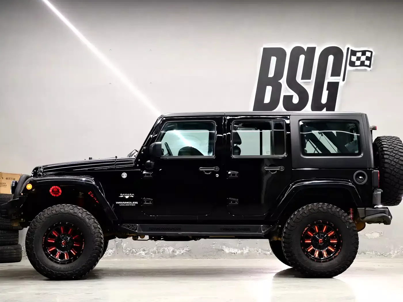 Jeep Wrangler 2017 3.0L Sahara 4-Door Comfort Edition фото 3