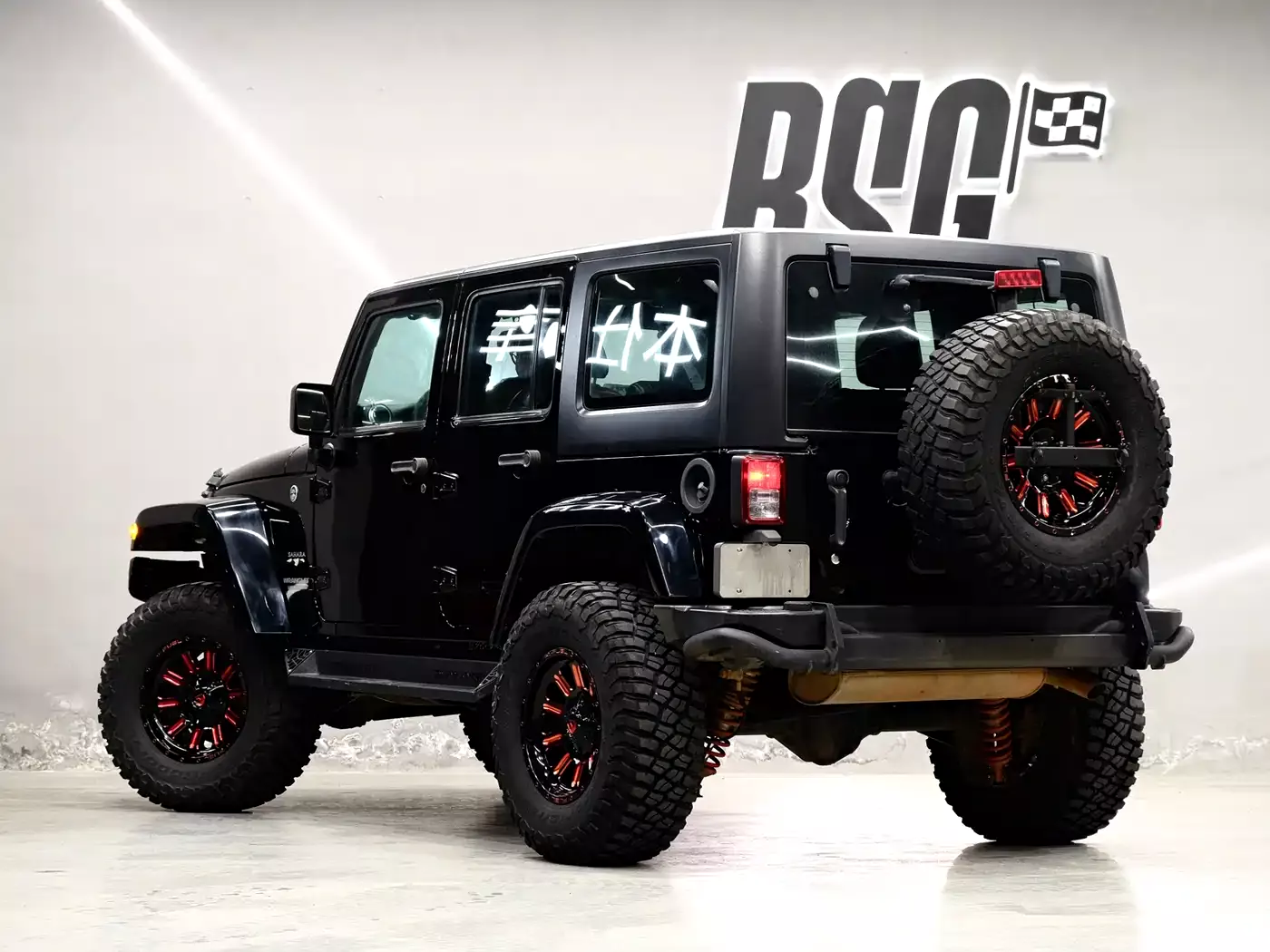 Jeep Wrangler 2017 3.0L Sahara 4-Door Comfort Edition фото 4